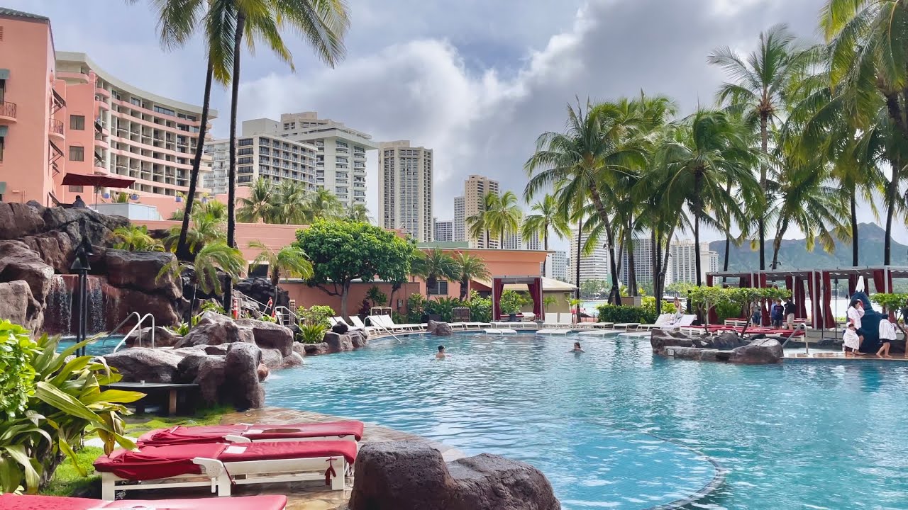 Walking in Waikiki Christmas season Honolulu Hawaii Oahu 4K UHD