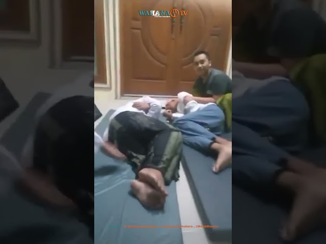 Keracunan Masal di Pondok Pesantren Manba'ul Hikam, Sidoarjo. diduga setelah mengonsumsi menu MBG