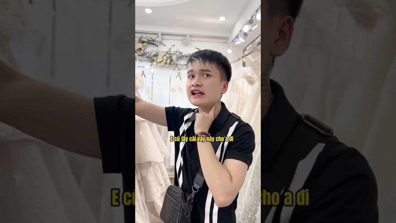 Khi bạn muốn khoe hình xăm - youtube