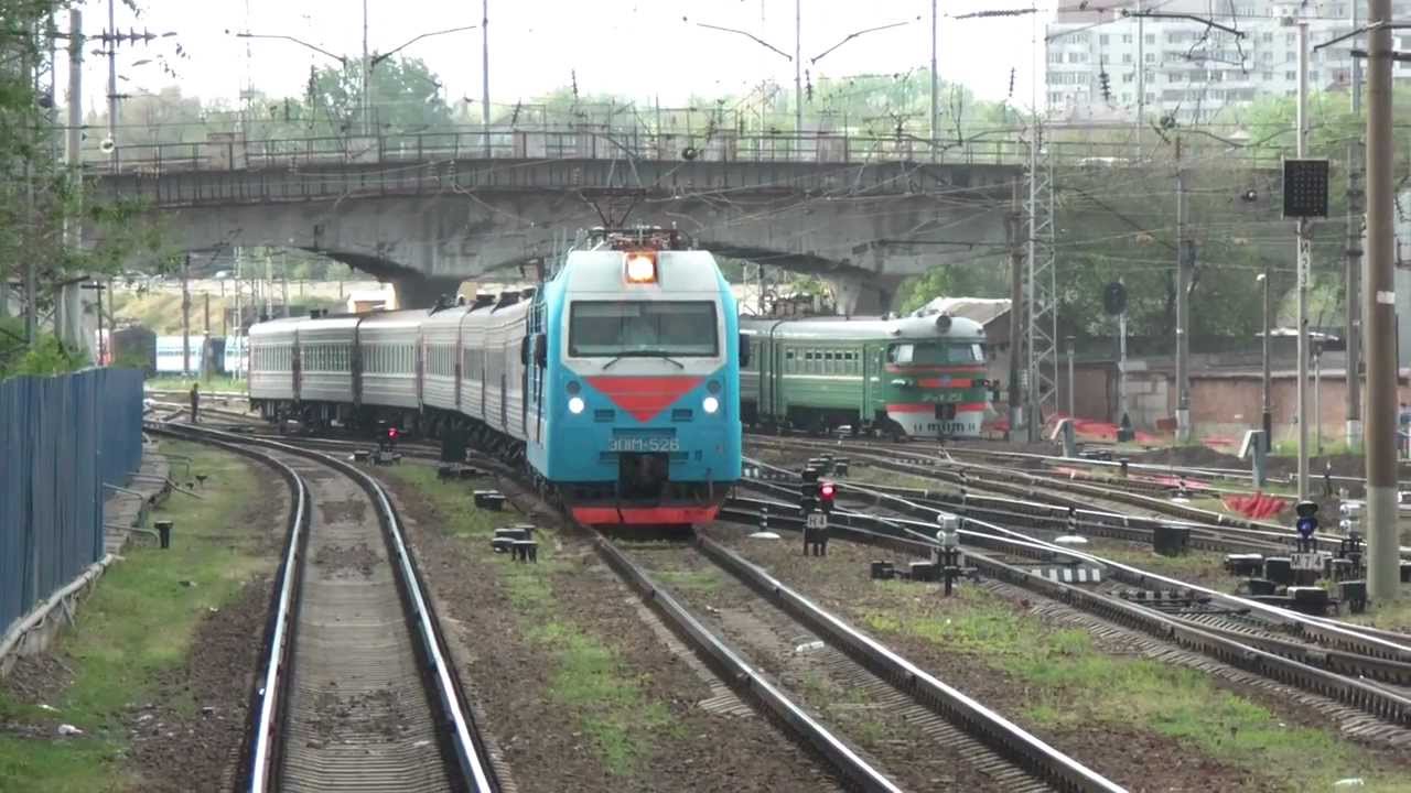 Москва нальчик поезд вокзал. Эп1м-526. Поезд 061 Москва Нальчик. Поезд Нальчик. 526с поезд.