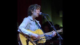 Maya de Vitry - Watching the Whole Sky Change