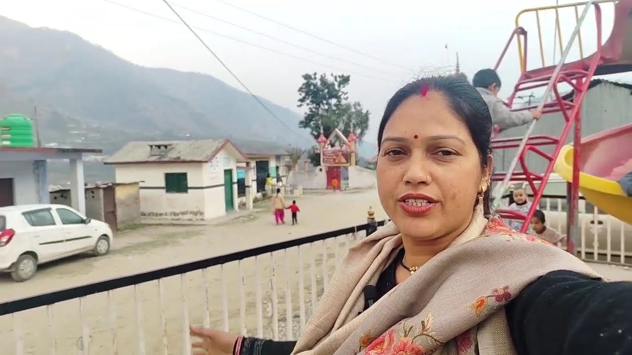 आज गए हम चिन्यालीसौड़ के सुरकंडा माता के मंदिर की तरफ 🙏🏻🙏🏻🙏🏻