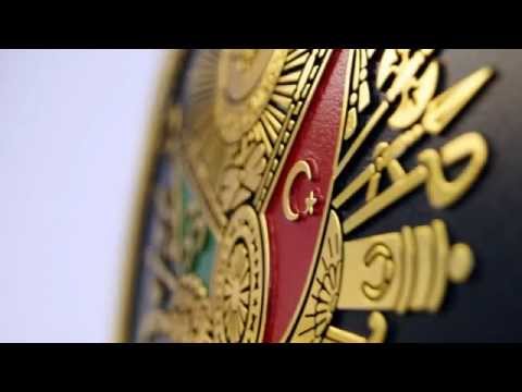 Şu Kışlanın Kapısına - Durmuş Yazicioglu