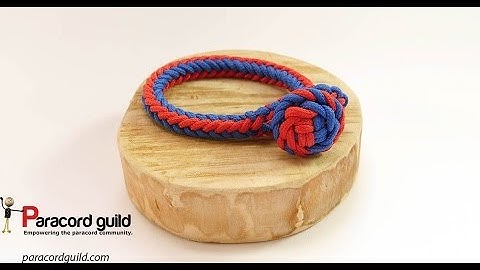 Herringbone braided paracord bracelet