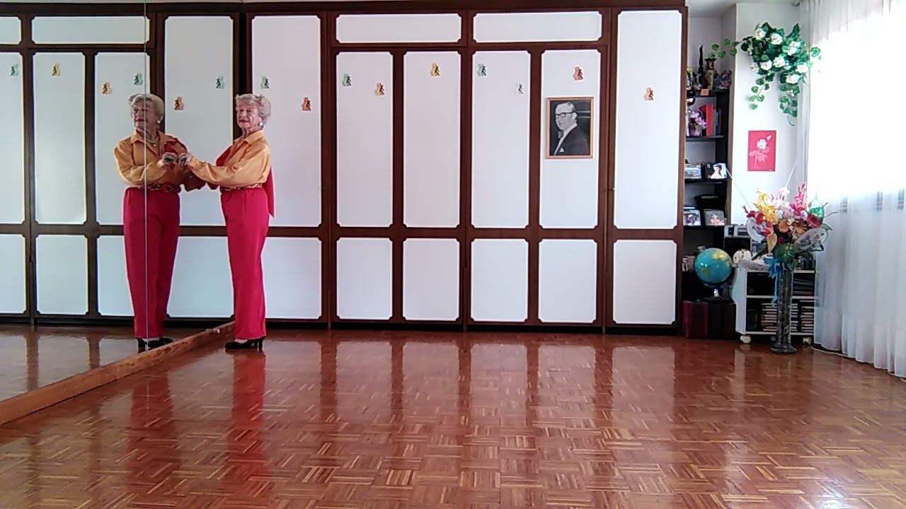 Paso Doble 1 Tanzen lernen mit ein paar Figuren. Salon Dance.