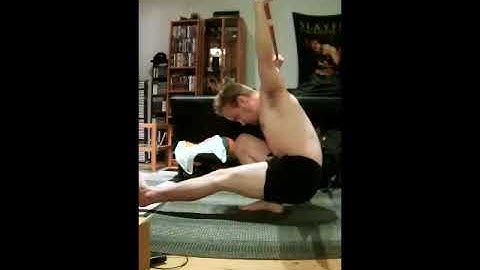 12 Pistol squat variations(from easiest to hardest)