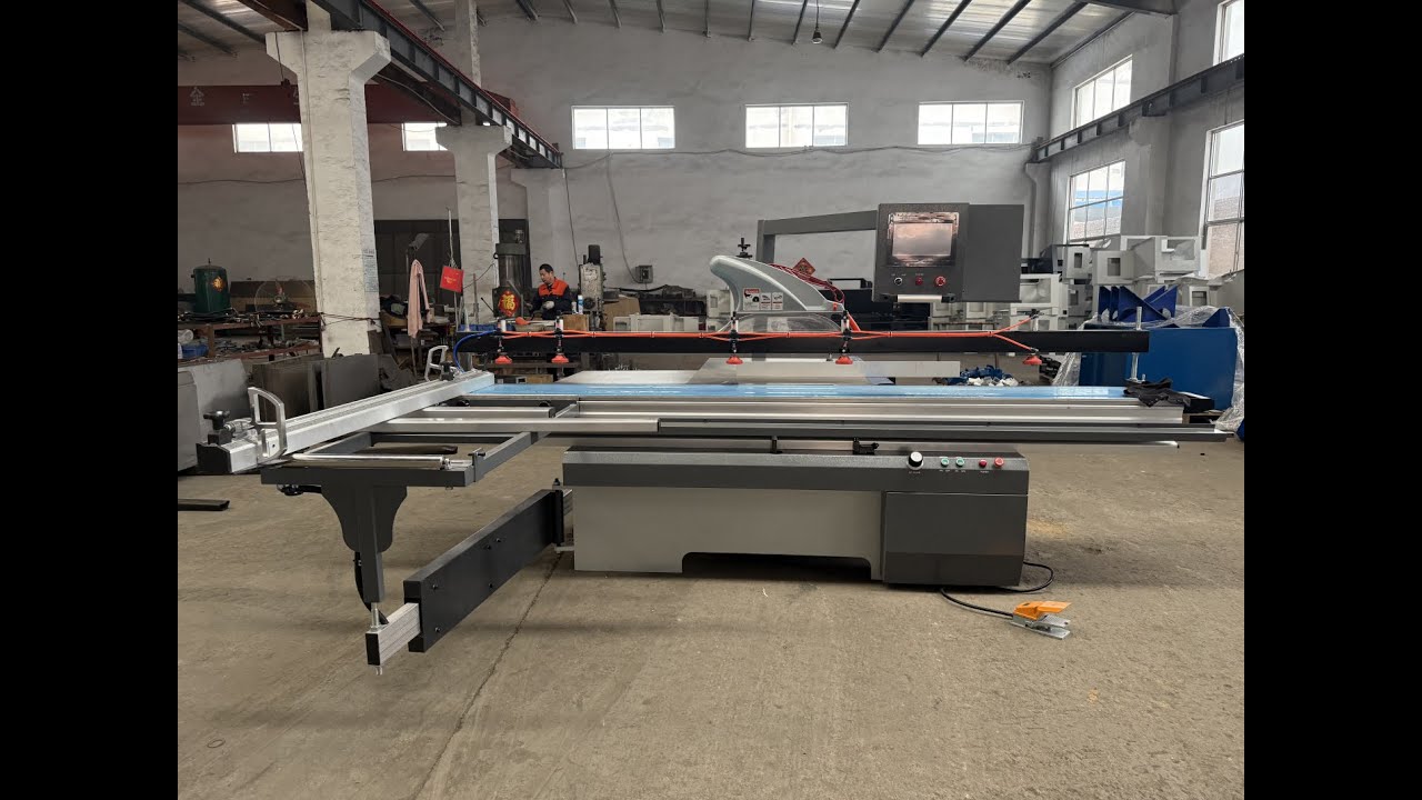 XINREBON CNC SLIDING TABLE PANEL SAW