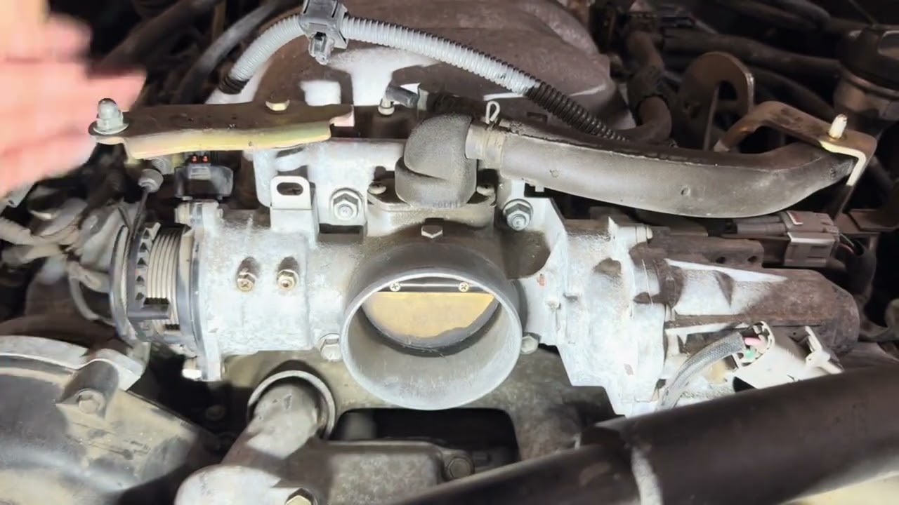 Toyota Tundra P1127: Cuerpo de Aceleracion, Throttle Body.