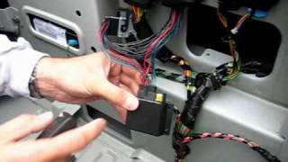 Mods4Cars Smarttop For Peugeot 207Cc Installation Video 30 Sec. Plug And Play Installation