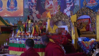Puja del Rabne Chenmo: grande rituale di purificazione e benedizione del luogo e degli esseri (tibetano) – 1/3 giugno 2018