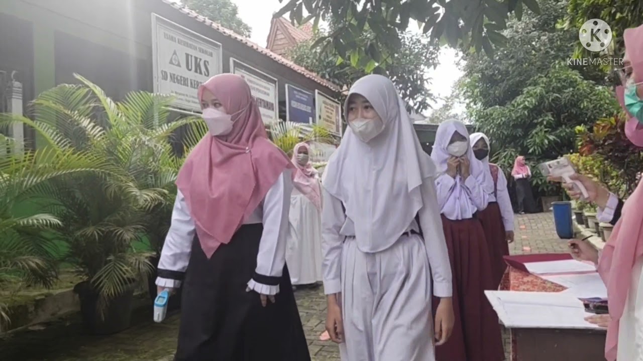 HARI PERTAMA PEMBELAJARAN TATAP MUKA TERBATAS SDN KERTAMAYA