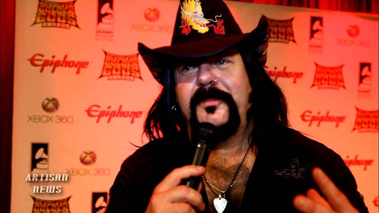 HELLYEAH EXPANTERA DRUMMER VINNIE PAUL PICKS BEST DRUMMER GOLDEN GOD