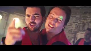 Vae Goan Ût Os Daak - Boys Vanne Wertha