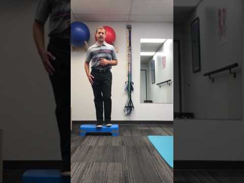 Step-Down Exercise For Runner's Knee & IT Band Syndrome