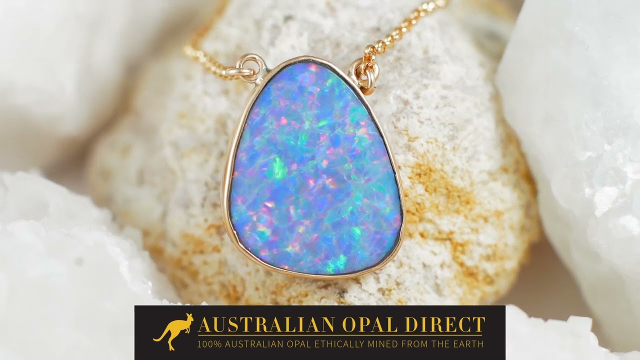Australian opal pendant, Yellow gold pendant - McCalls Jewellers (en-GB)