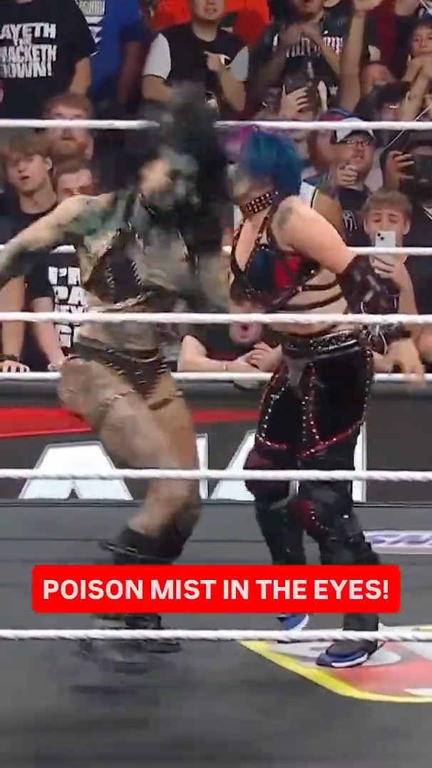 Hitting Rhea Ripley with poison mist is DIABOLICAL 😱 #WWERaw
