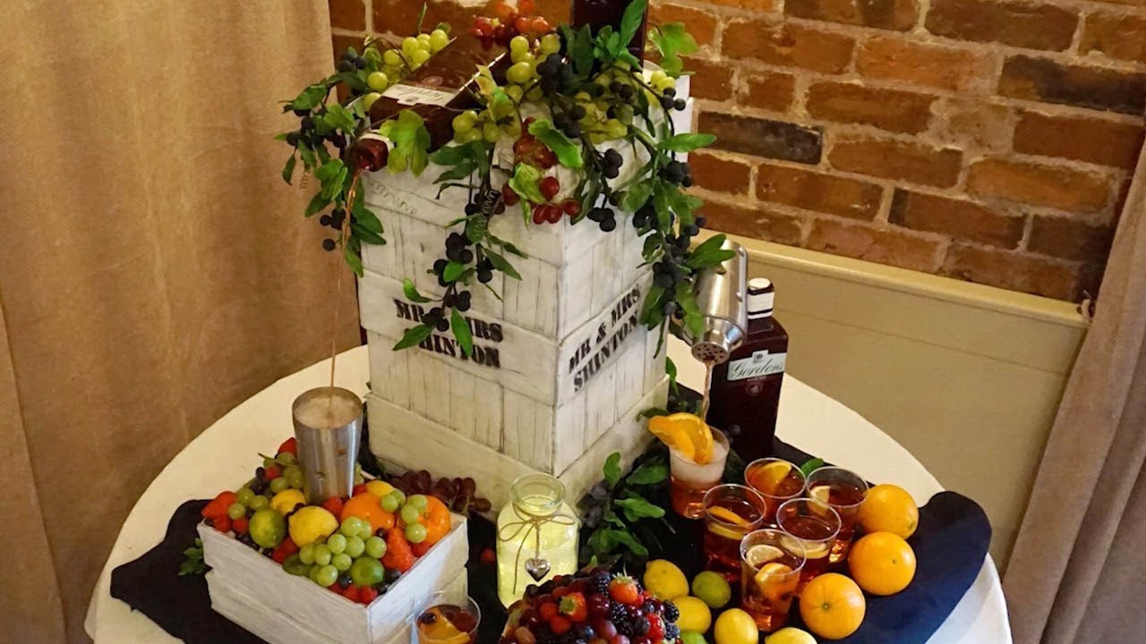 Baker Creates Incredible Cake That Pours Out Gin