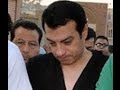إيهاب توفيق ينهار باكيا في