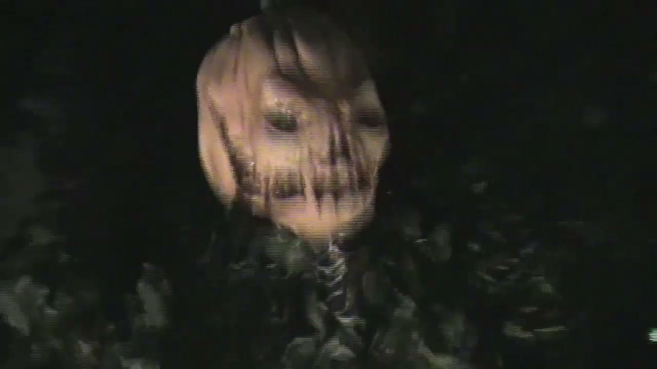 PoisonProps.com PB201 PUMPKIN HEAD DESCENDER Halloween Animatronic