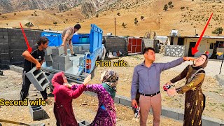 Download Lagu Will a Good Man's Divine Help Lead to Reconciliation for Mr. Rahmat's Two Wives? MP3 Download Lagu Will a Good Man's Divine Help Lead to Reconciliation for Mr. Rahmat's Two Wives? MP3