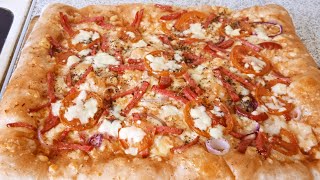Riesig, üppig. Pitza ist ungewöhnlich. Versuchen Sie, kocht. Огромная, пышная, необычная пытца.