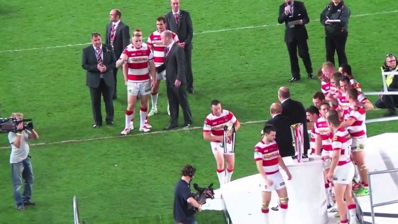 2013 Super League Grand Final Trophy Presentation - YouTube