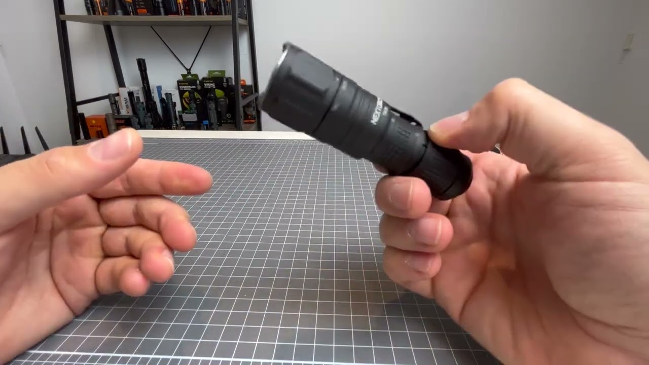 Lampe Torche Tactique Nextorch TA20 SET - 1000 Lumens, étanche, Rechargeable - Neuf Avec Batterie Et Garantie 5 Ans