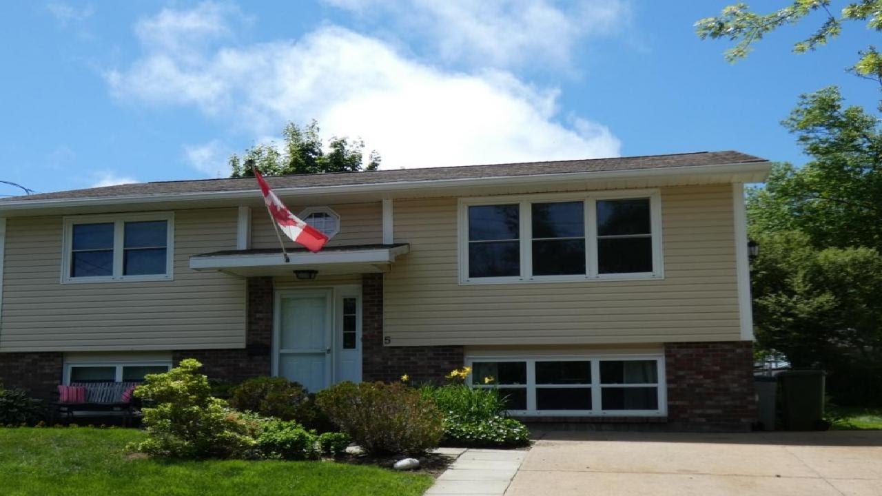 5 Langdon Drive, Dartmouth, Nova Scotia Presented by Assist 2 Sell