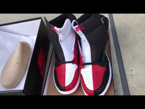 NIKE AIR JORDAN 1 