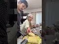 アシスタント貫禄ありすぎぃ#祖母と孫#おばあちゃん#味噌ラーメン#料理動画 #家族の時間