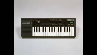 社員が解説】カシオの名機「MT-40」のミニチュアマスコットに隠された