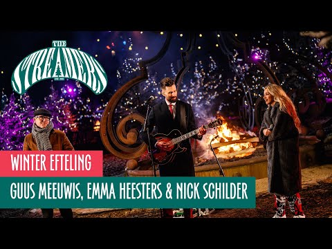 It's Beginning To Look A Lot Like Christmas | The Streamers