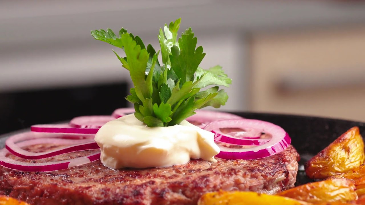 Плескавица: инструкция по приготовлению - YouTube