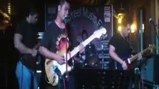 Bahay Yugyugan Cover