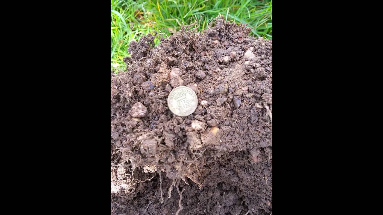 Metal detecting essex UK silver found YouTube