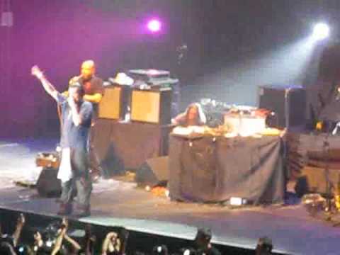 Mike Patton & Zu - Llorando @ Pepsi Fest 2009