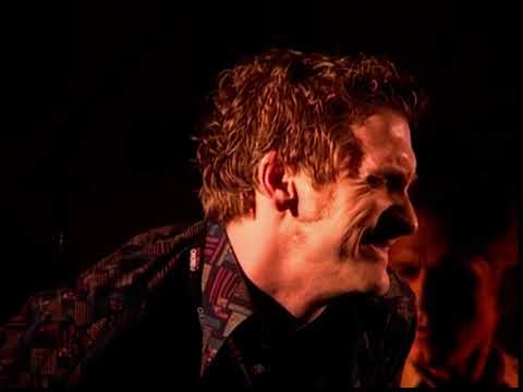 Sugar Ray & The Bluetones feat. Johnny Moeller - Bite The Dust