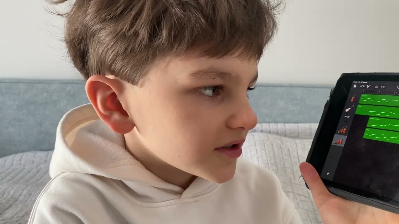 Продолжаем разбираться  что такое дорожки в Garage Band￼￼