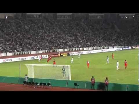 Neftçi - Inter Milan / NEFTÇİNİN İNTERİN QAPİSİNA TOP VURDUĞU AN (04.10.2012)