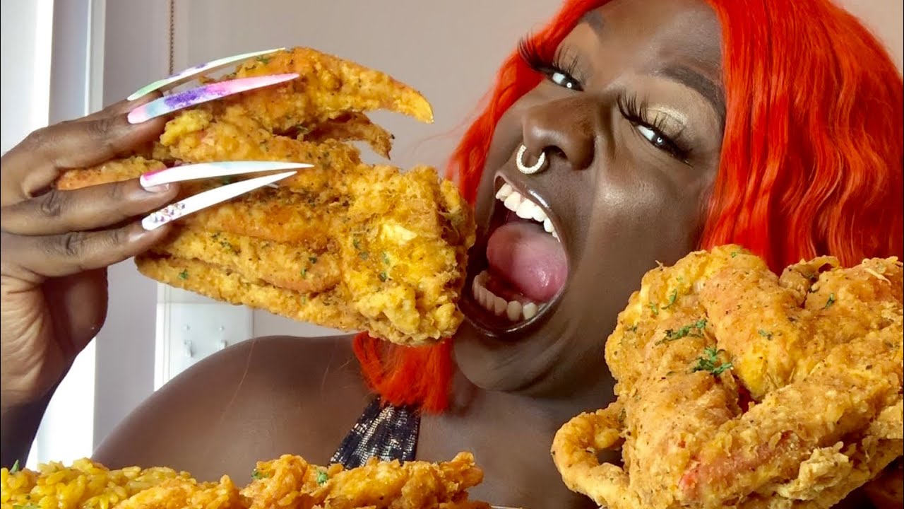 Cajun Fried Crab Legs, skrimp and yellow rice Mukbang! 🦀🍤