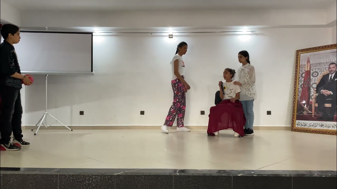 مسرحية لا تقل عني معاق . مؤسسة التفتح الفني و الأدبي بطنجة