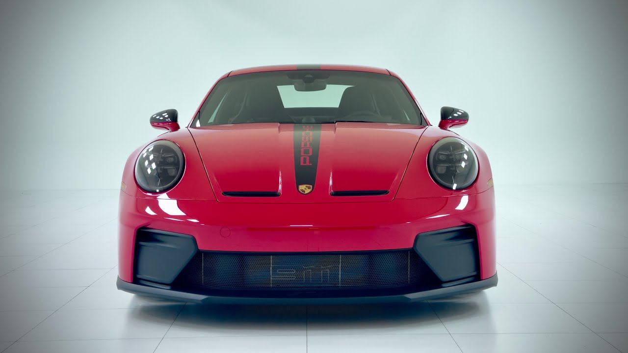 Новый Porsche 911 GT3 Touring 2026 года выпуска, цвет Guards Red | Облегченная комплектация