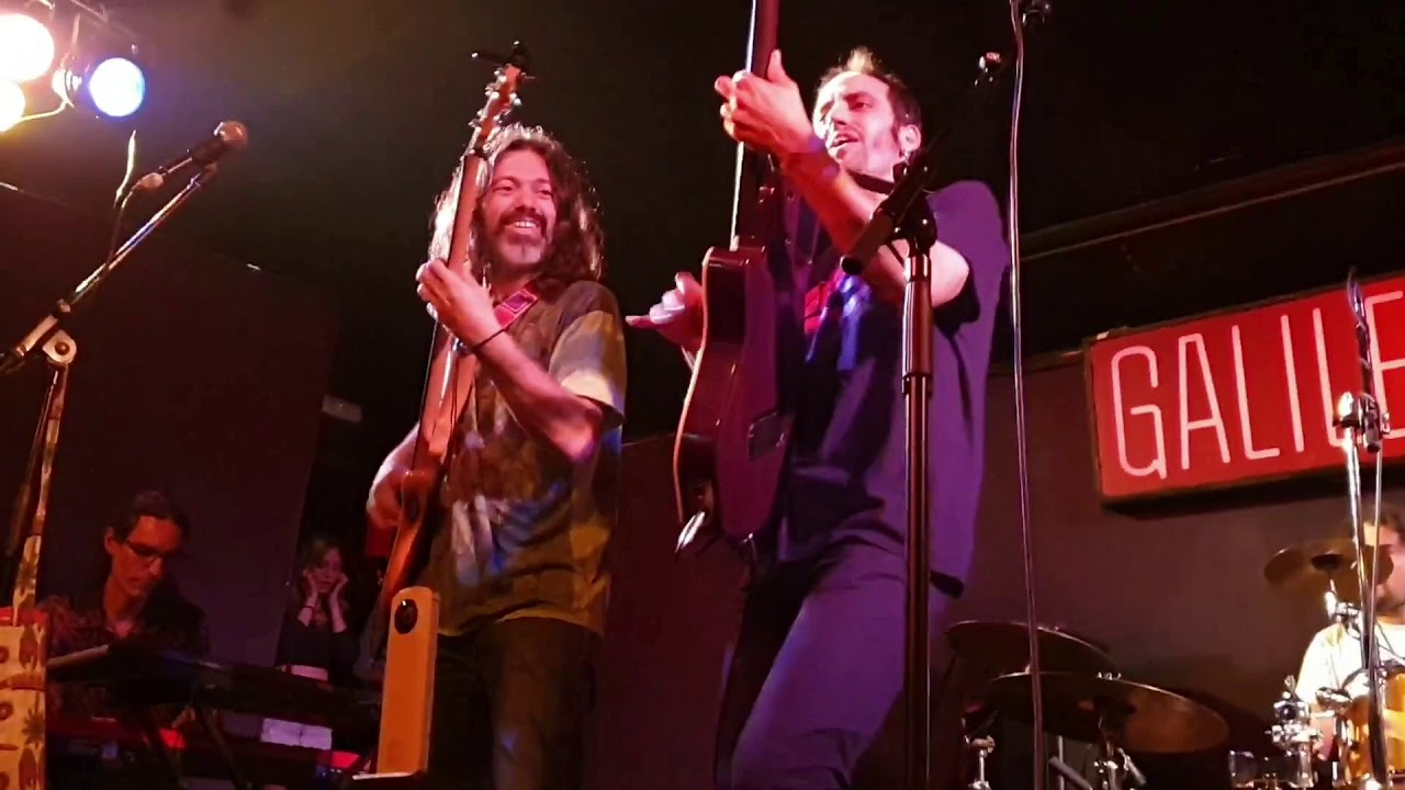 El bicho,cara dura,victor iniesta