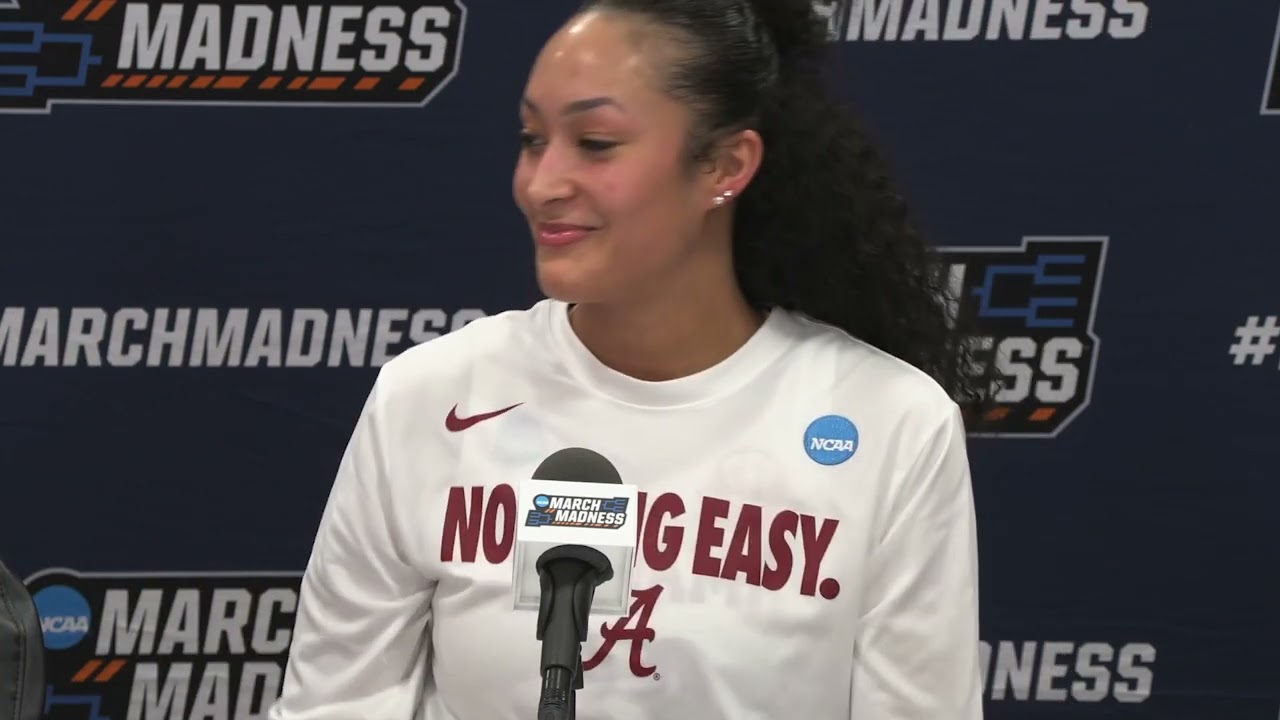 NCAA Tournament Postgame: Zaay Green,Aaliyah Nye & Coach Curry