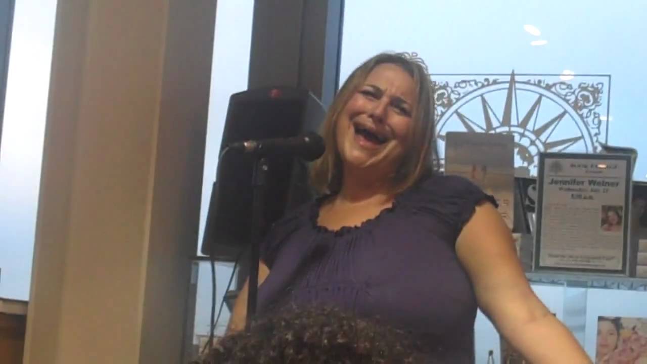 Jennifer Weiner talks about the In Her Shoes premier