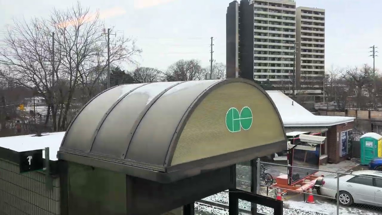 Lakeshore West GO Train Ride: Union to West Harbour