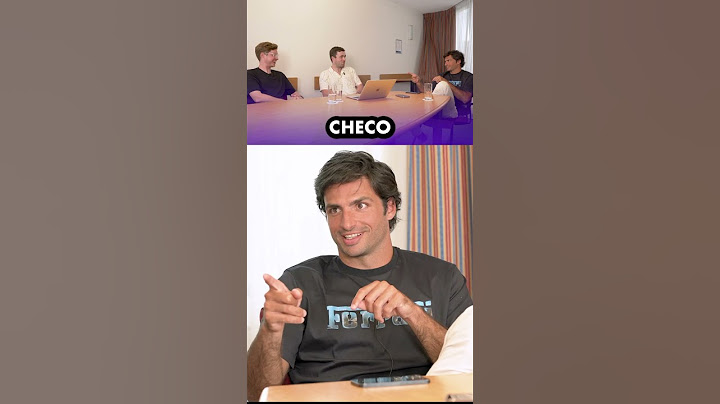 Carlos Sainz LOVES the Sergio Perez meme 😂😂