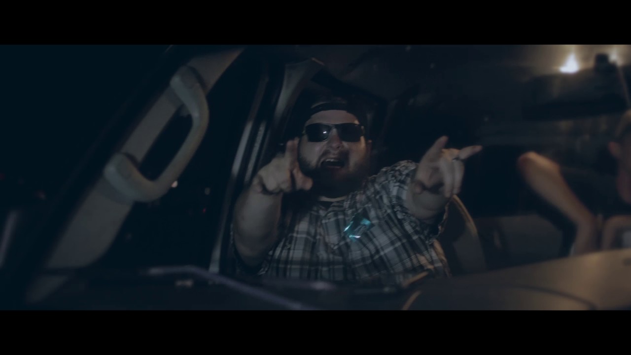 King Kold Featuring Nickademus - 40 Bad Bitches (NEW 2017) #rap #music #musicvideo #Kingkold auf YouTube ansehen King Kold Featuring Nickademus - 40 Bad Bitches (NEW 2017) #rap #music #musicvideo #Kingkold auf YouTube ansehen
