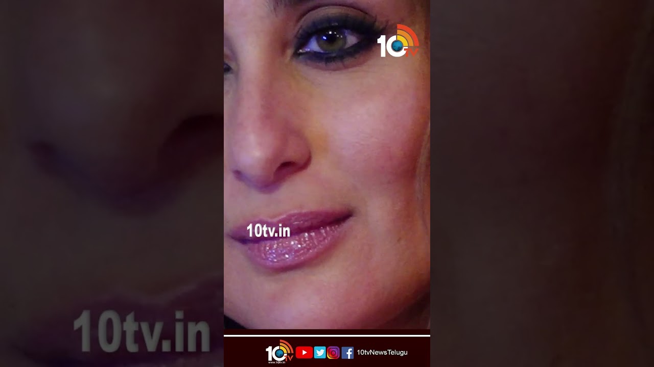 Kareena Kapoor At Tira Beauty Launch Event 