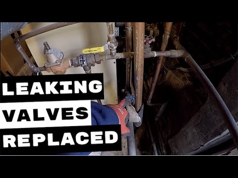 PLUMBING REPAIRS | VALVES LEAKING | PLUMBING APRENTICE - YouTube
